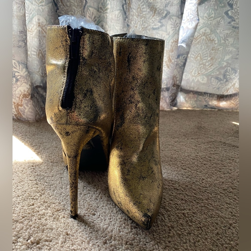Distressed Brushed Gold Heeled Booties Shoes